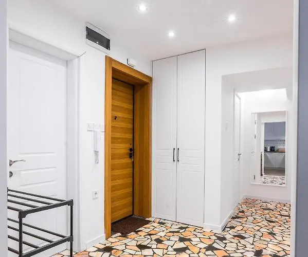 Contemporary Comfort 1bd Flat In Lozenetz, By Flat Mаnager Sofie